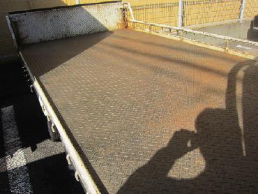 いすゞ エルフ 平ボディ 小型 KC-NHR69EA 年式 H8 [写真03]