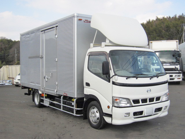 日野 デュトロ バン車 小型 PB-XZU423M 年式 H17[写真01]