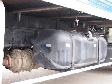 いすゞ エルフ バン車 小型 PB-NKR81AN 年式 H16 [写真10]