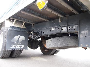 いすゞ エルフ バン車 小型 PB-NKR81AN 年式 H16 [写真09]