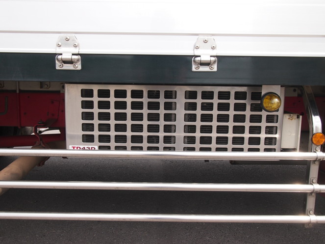 日野 レンジャー 冷凍ウイング 中型 BDG-FD8JMWA 年式 H18[写真12]