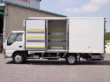 いすゞ エルフ 冷凍バン 小型 PB-NPR81AN 年式 H18 [写真08]