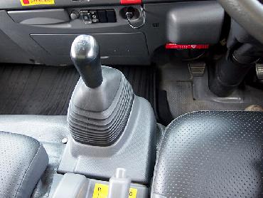 いすゞ エルフ バン車 小型 BKG-NPR85AN 年式 H20 [写真13]