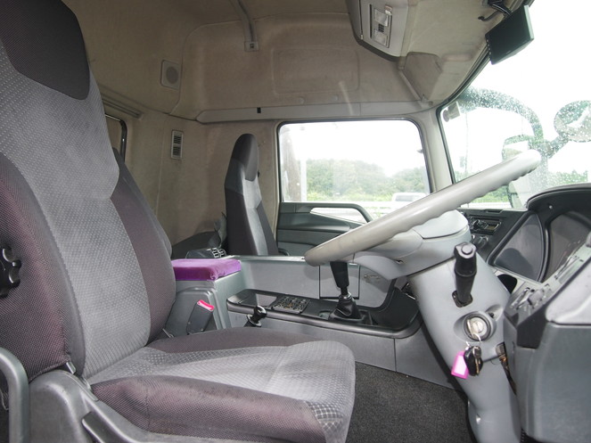 三菱ふそう スーパーグレート ウイング車 大型 BDG-FS54JZ 年式 H20[写真18]