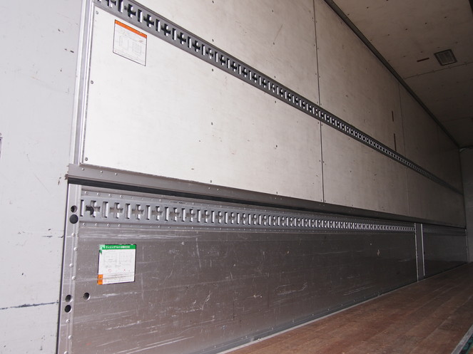 UDトラックス クオン ウイング車 大型 PKG-CG4ZA 年式 H19[写真11]