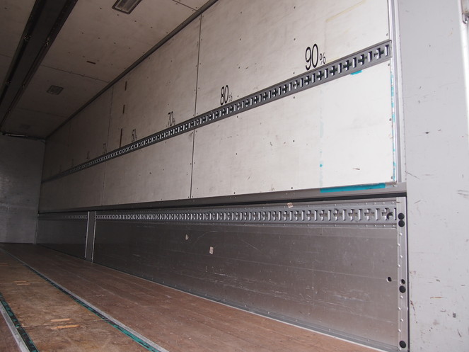 UDトラックス クオン ウイング車 大型 PKG-CG4ZA 年式 H19[写真12]