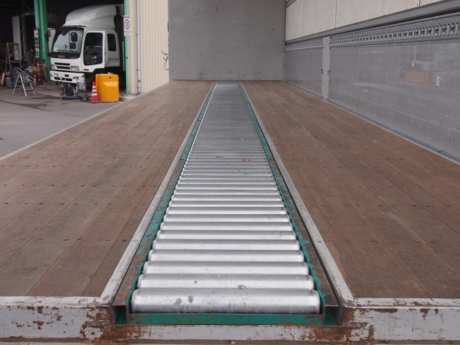 UDトラックス クオン ウイング車 大型 PKG-CG4ZA 年式 H19[写真13]