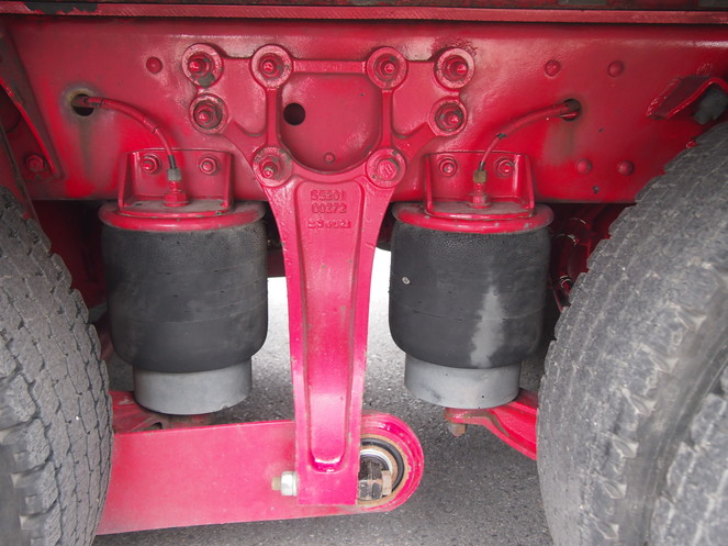 UDトラックス クオン ウイング車 大型 PKG-CG4ZA 年式 H19[写真23]