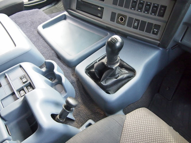 日野 プロフィア ウイング車 大型 PK-FW1EXWG 年式 H16[写真16]