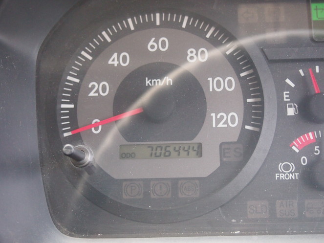 日野 プロフィア ウイング車 大型 PK-FW1EXWG 年式 H16[写真17]