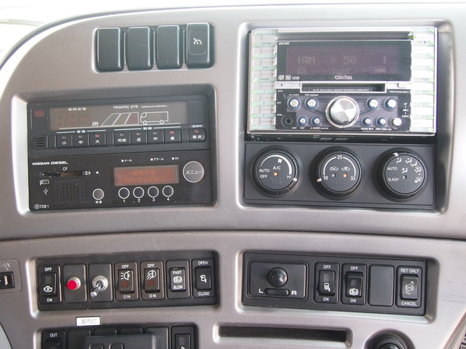 UDトラックス クオン ウイング車 大型 PKG-CG4ZA 年式 H19[写真16]