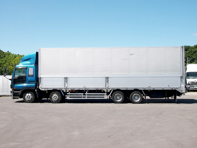 いすゞ ギガ ウイング車 大型 KL-CYJ51W3 年式 H13[写真07]