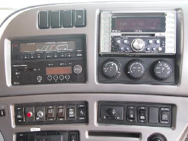 UDトラックス クオン ウイング車 大型 PKG-CG4ZA 年式 H19 [写真16]