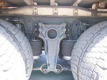 いすゞ ギガ ウイング車 大型 KL-CYJ51W3 年式 H13 [写真16]