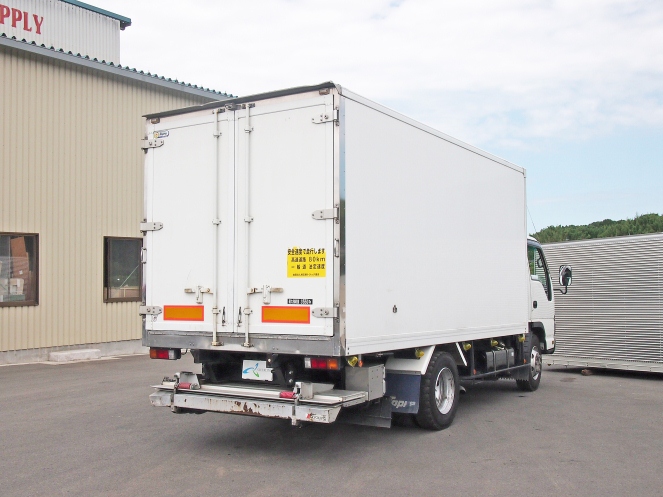 いすゞ エルフ 冷凍バン 小型 PA-NPR81N 年式 H19[写真04]