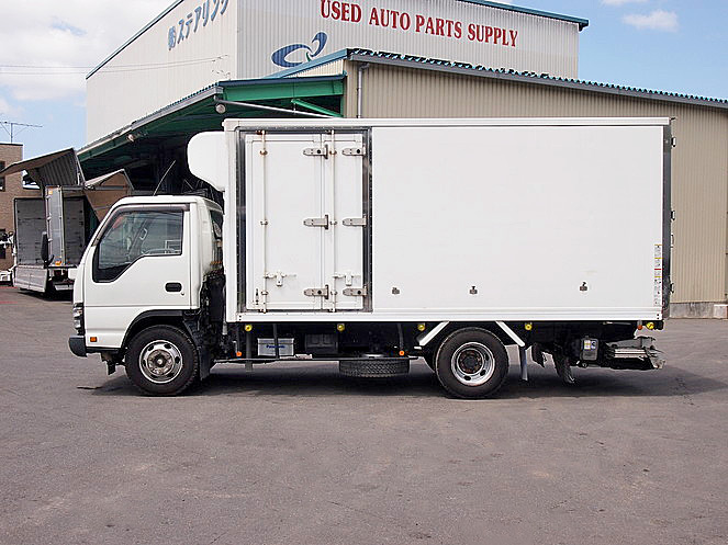 いすゞ エルフ 冷凍バン 小型 PA-NPR81N 年式 H19[写真06]