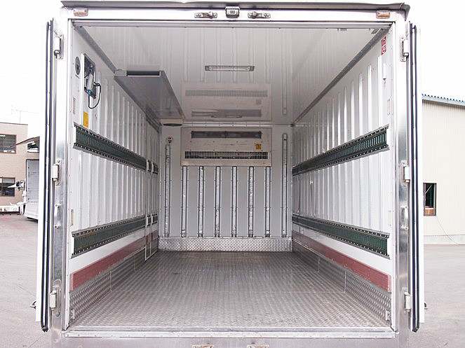 いすゞ エルフ 冷凍バン 小型 PA-NPR81N 年式 H19[写真10]