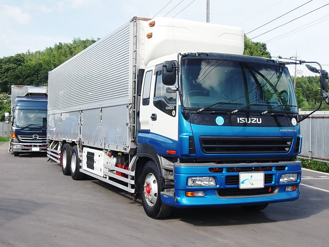 いすゞ ギガ 冷凍ウイング 大型 PJ-CYL77V6 年式 H18[写真01]