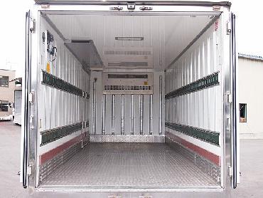 いすゞ エルフ 冷凍バン 小型 PA-NPR81N 年式 H19 [写真10]