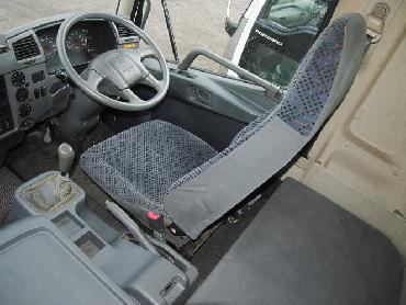 三菱ふそう ファイター ウイング車 中型 PA-FK61F 年式 H18 [写真13]