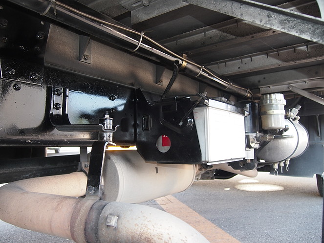 三菱ふそう ファイター ウイング車 中型 KK-FK61HK 年式 H13[写真11]