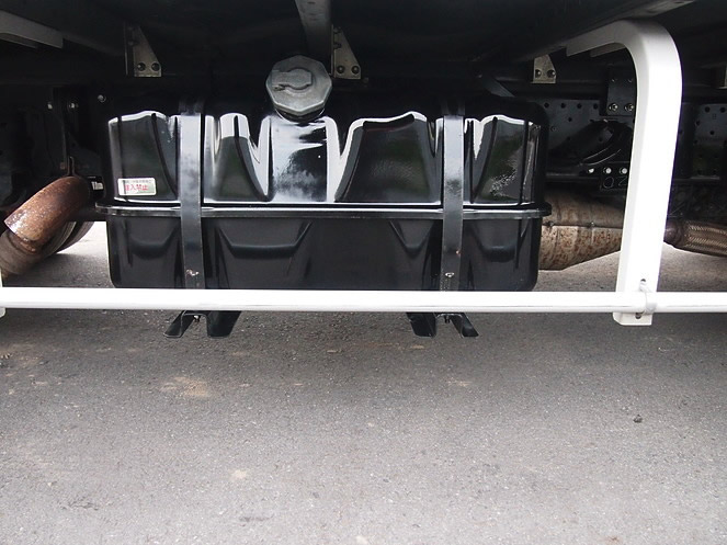 いすゞ エルフ バン車 小型 BKG-NPR85AN 年式 H21[写真16]