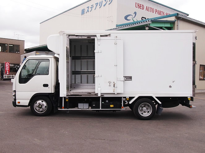 いすゞ エルフ 冷凍バン 小型 PB-NKR81AN 年式 H18[写真08]