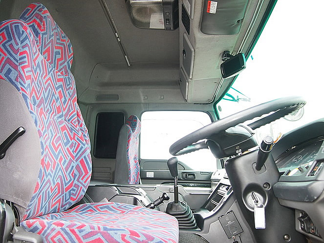 いすゞ  ウイング車 大型 PJ-CYL77V6 年式 H18[写真12]