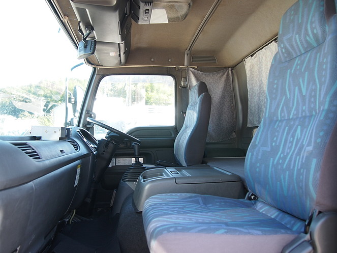 いすゞ フォワード ウイング車 中型 PA-FRD34L4 年式 H18[写真16]