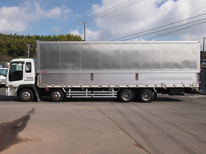 いすゞ ギガ ウイング車 大型 KL-CYJ51W3 年式 H13[写真07]