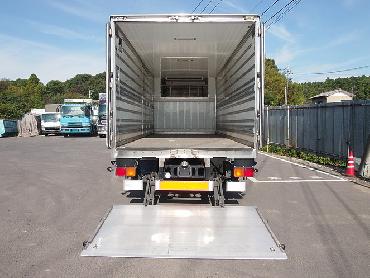 三菱ふそう ファイター 冷凍バン 中型 PDG-FK61F 年式 H19 [写真08]