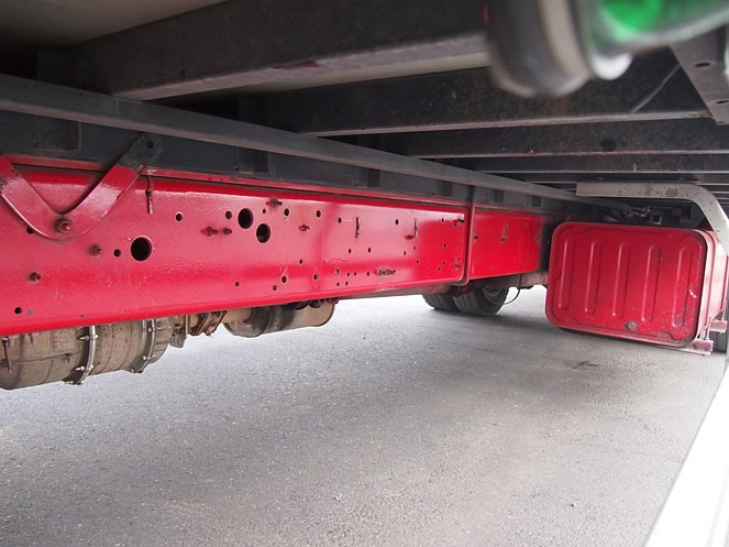 いすゞ フォワード ウイング車 中型 ADG-FRR90P3 年式 H18[写真18]