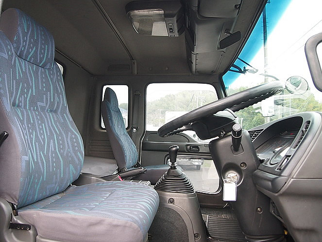 いすゞ フォワード ウイング車 中型 ADG-FRR90P3 年式 H18[写真13]