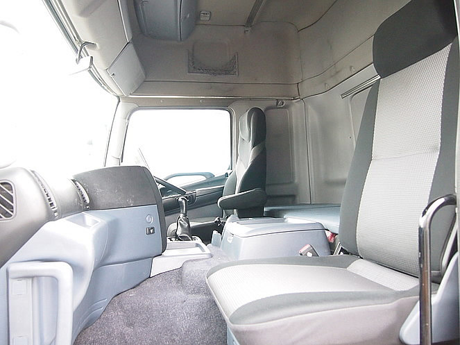 日野 プロフィア ウイング車 大型 ADG-FW1EXYG 年式 H18[写真19]