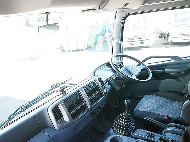 日野 レンジャー バン車 中型 PB-FC7JNFG 年式 H16[写真17]