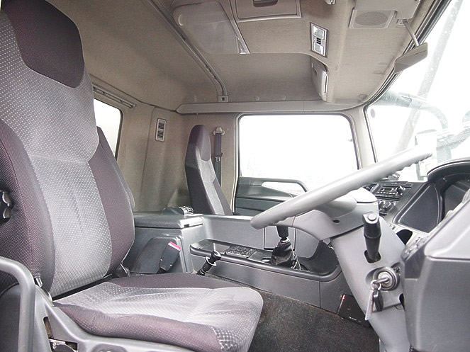 三菱ふそう スーパーグレート ウイング車 大型 BDG-FS54JZ 年式 H20[写真18]