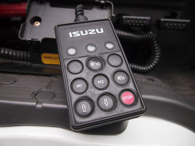 いすゞ ギガ ウイング車 大型 KL-CYJ51W3 年式 H13[写真19]