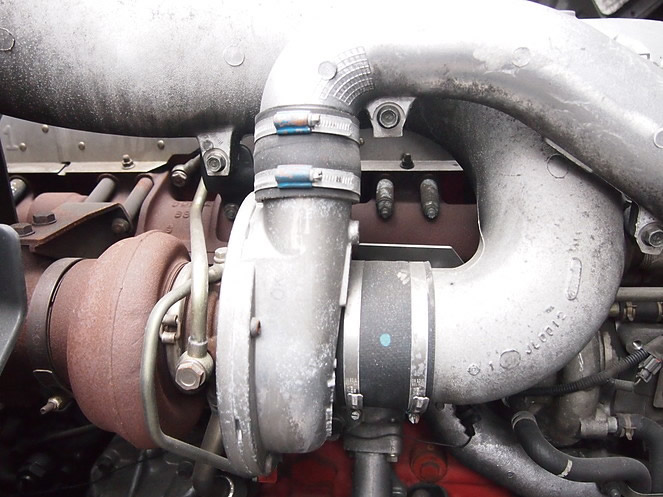 いすゞ ギガ ウイング車 大型 KL-CYJ51W3 年式 H13[写真21]