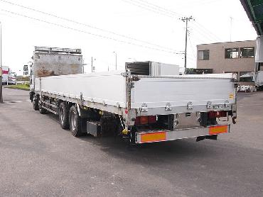 いすゞ  平ボディ 大型 PJ-CYJ51W5 年式 H17 [写真04]