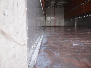 三菱ふそう スーパーグレート ウイング車 大型 PJ-FU54JZ 年式 H18 [写真17]