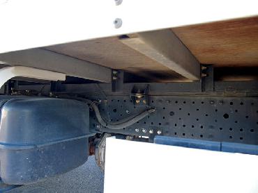 いすゞ エルフ バン車 小型 BKG-NPR85AN 年式 H19 [写真17]