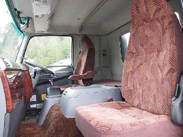 三菱ふそう ファイター ウイング車 中型 PA-FK61F 年式 H19 [写真20]