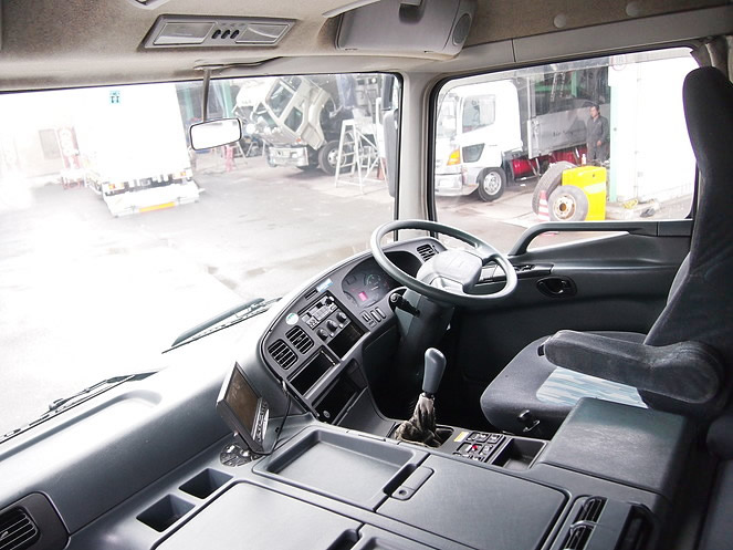 三菱ふそう スーパーグレート ウイング車 大型 PJ-FS54JVZ 年式 H17[写真13]