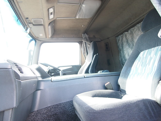 三菱ふそう スーパーグレート ウイング車 大型 KL-FS54JVZ 年式 H14[写真19]