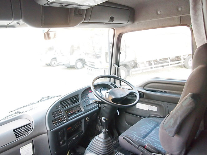 いすゞ フォワード 平ボディ 中型 KK-FRR35L4 年式 H16[写真14]