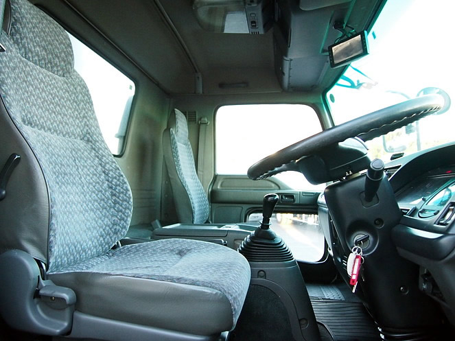 いすゞ フォワード バン車 中型 KK-FRD35J4S 年式 H14[写真16]