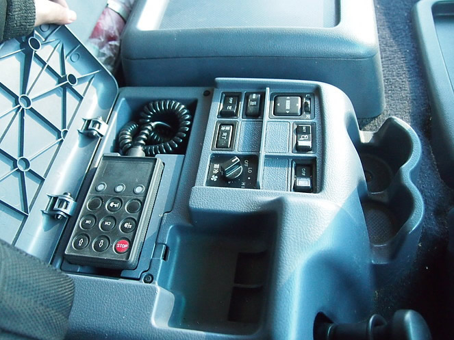 日野 グランドプロフィア 平ボディ 大型 PK-FR1EXWG 年式 H17[写真16]