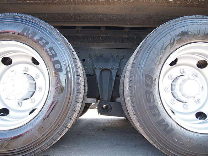 日野 グランドプロフィア 平ボディ 大型 PK-FR1EXWG 年式 H17[写真23]