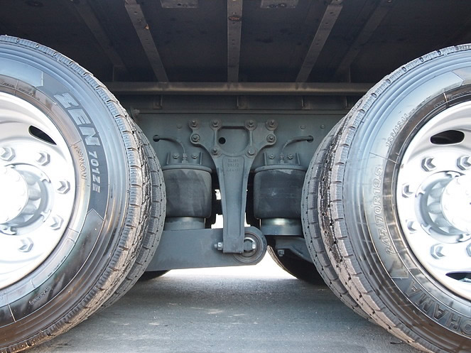 UDトラックス クオン ウイング車 大型 PKG-CG4ZA 年式 H18[写真21]