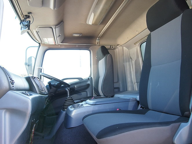 日野 レンジャー ウイング車 中型 BDG-FD7JLWA 年式 H19[写真18]